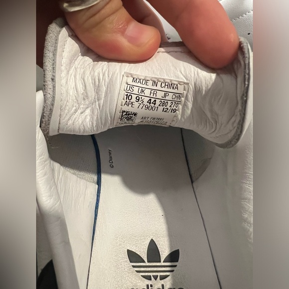Adidas Stan Smith Mickey Mouse white and black sneakers - Picture 4 of 7